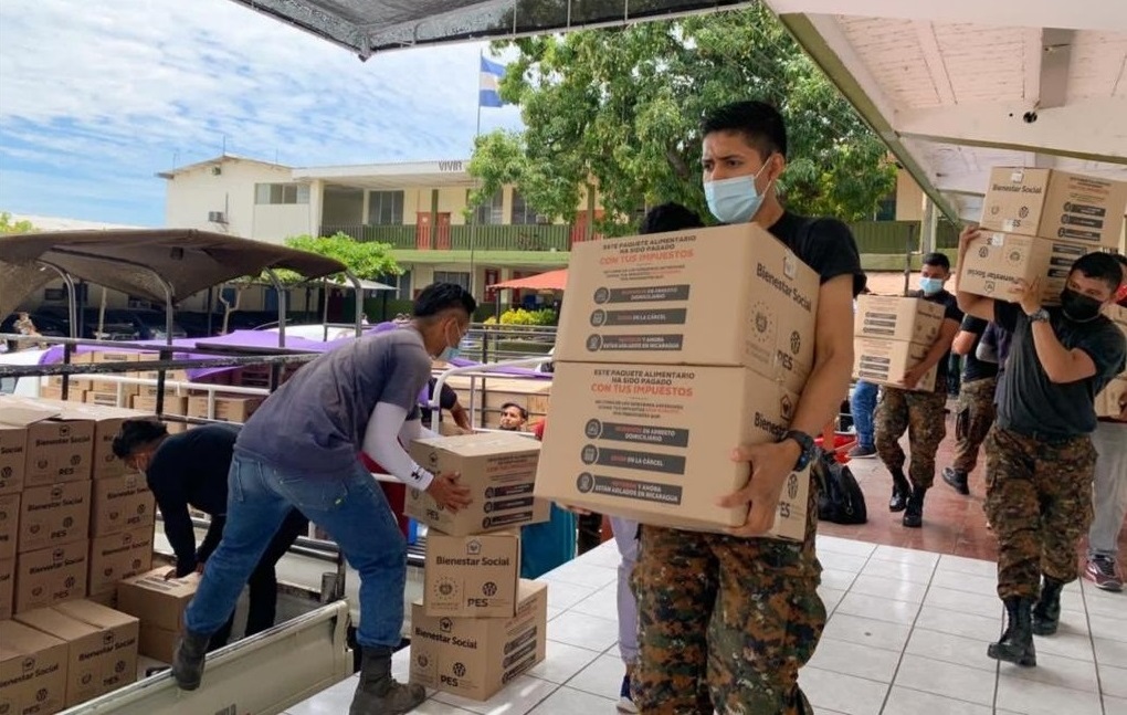 fuerza-armada-sigue-trabajando-en-la-logistica-y-traslado-de-paquetes-alimentarios